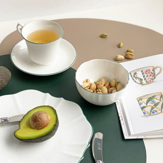 Amelie Forest Green Lifestyle Photo