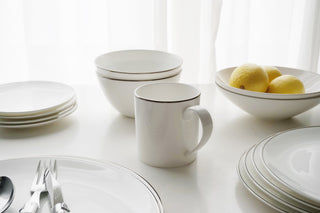 Alex Platinum Lifestyle Photo Mug Focus