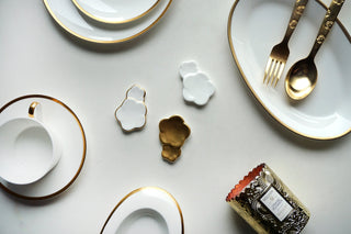 Blooming White/Gold/Gold Rim Flatware Rests Lifestyle Photo