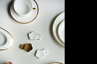 Blooming White/Gold/Gold Rim Flatware Rests Lifestyle Photo