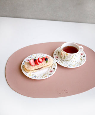 Deco Oval Placemat Pink Lifestyle Photo