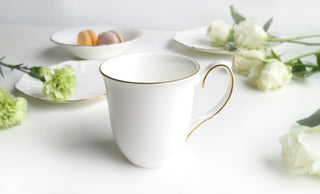 Amelie Brushed Gold Lifestyle Photo Mug Focus