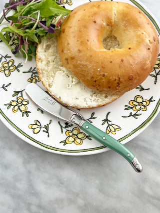Heritage Daisy Chain Salad Plate Lifestyle Photo