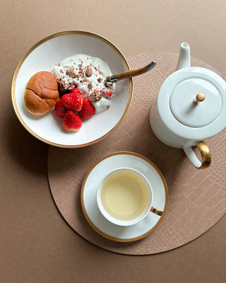 Golden Edge Lifestyle Photo