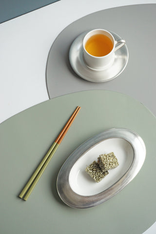 Deco Oval Placemats Gray & Mint Lifestyle Photo