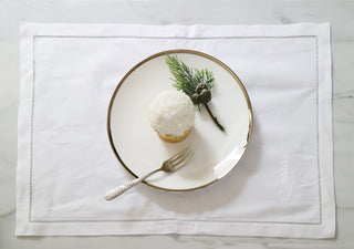 Platinum Edge Salad Plate Lifestyle Photo