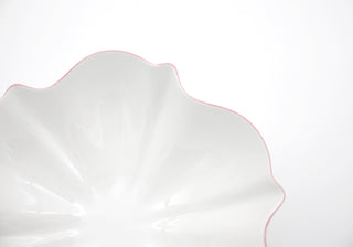 Amelie Roseate Serving Bowl Detail Photo