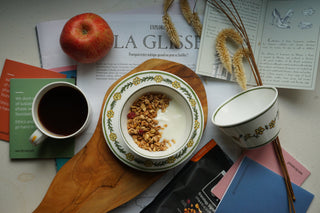 Heritage Daisy Chain Cereal Bowl Lifestyle Photo