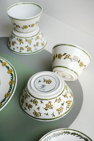 Heritage Daisy Chain Lifestyle Photo Bowls Cut