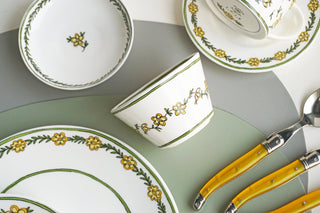 Heritage Daisy Chain Lifestyle Photo Fruit, Nut and Rice Bowl Cut