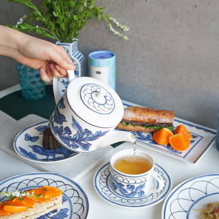 Heritage Blue Bird Lifestyle Photo Teapot Cut