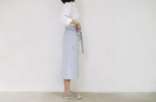 Bistro Apron Blue Stripe Lifestyle Shot Profile
