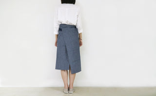 Bistro Apron Denim Lifestyle Shot Back